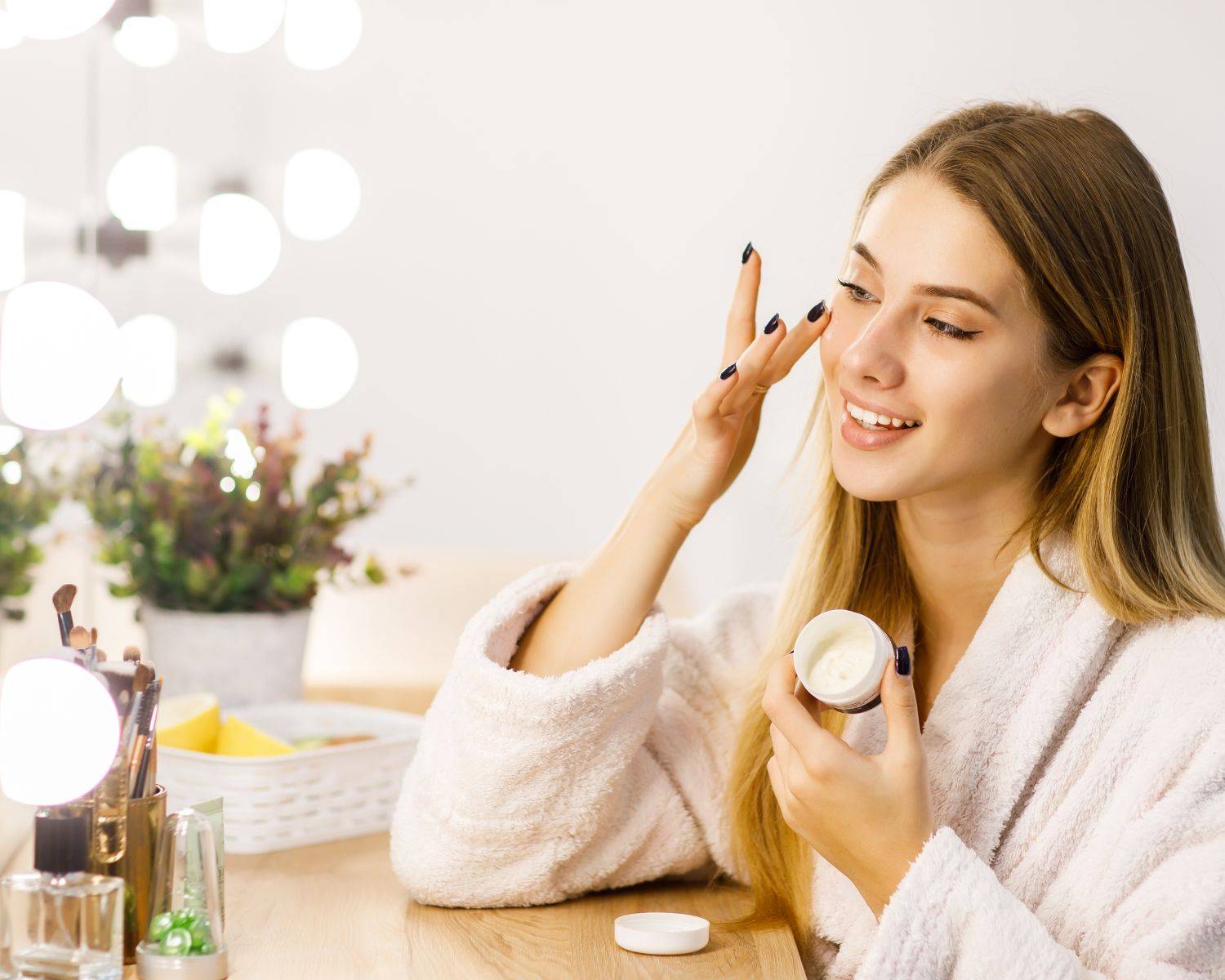 Our Story Lavish Gleam Beauty Store